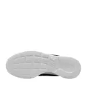 nike-wmns-tanjun-flyease-zapiecie-sznurowane