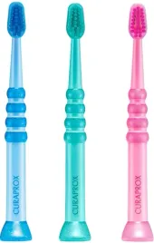 3x-szczoteczka-manualna-curaprox-0-4-years-baby