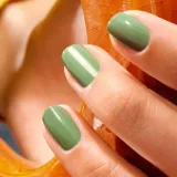 manucurist-artichoke-nail-polish-15ml-kolor-odcienie-zieleni
