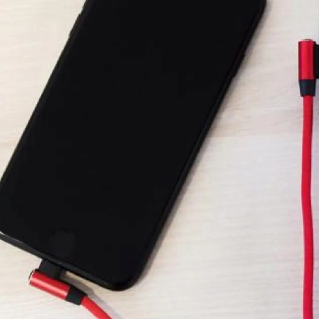kabel-usb-lightning-1m-katowy-czerwony-nylon-2-1a-do-apple-iphone-stan-nowy
