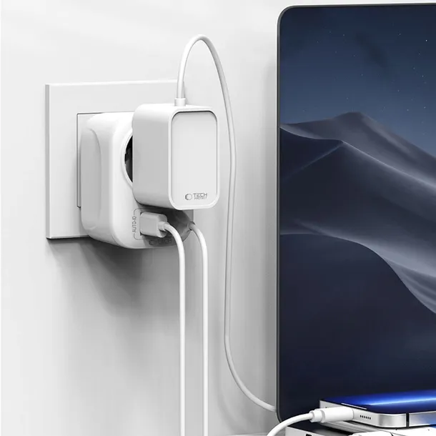 tech-protect-ta100-travel-adapter-us-to-eu-white-stan-nowy-model-5906302368532
