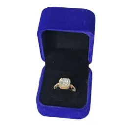 pudelko-na-pierscionek-bizuterie-z-welurem-niebieskie