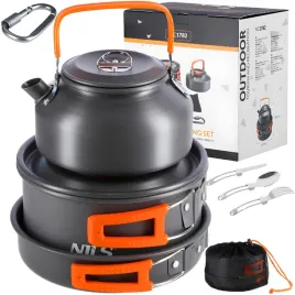 zestaw-naczynia-turystyczne-czajnik-garnek-patelnia-sztucce-nils