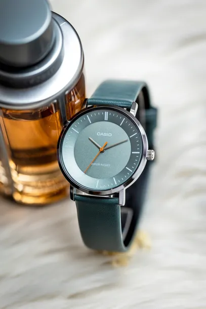 zegarek-meski-casio-mtp-vt04l-8e-box-rodzaj-paska-pasek
