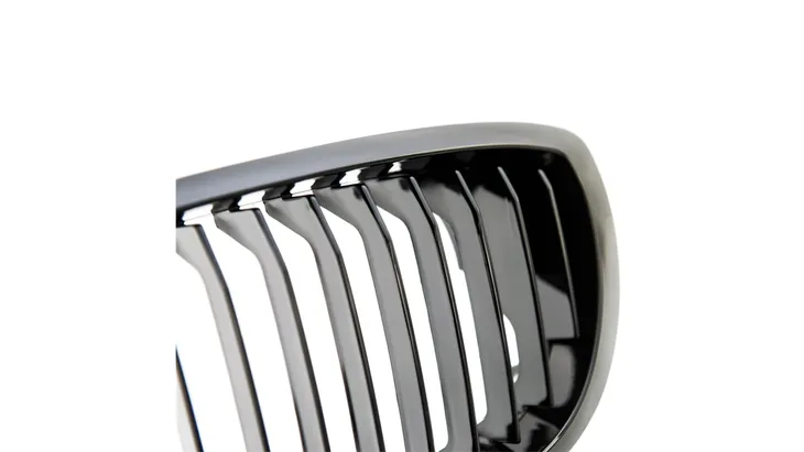 grill-bmw-3-e46-facelift-pojedyncze-zeberka-gloss-black-stan-nowy-producent-czesci-mtuning