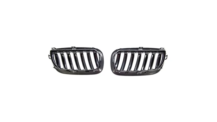 grill-bmw-x3-e83-pojedyncze-zeberka-gloss-black-stan-nowy