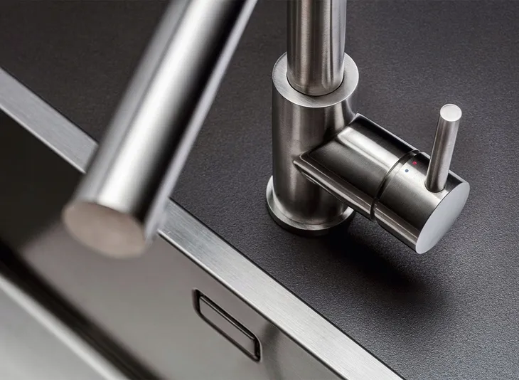 falmec-pure-steel-corner-linia-pure