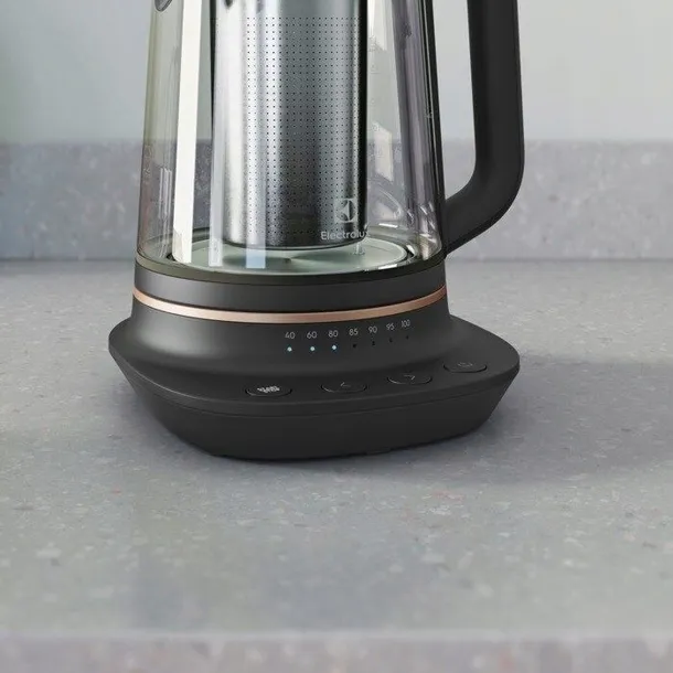 electrolux-e7gk1-8bp-910003588-czajnik-explore-7-pojemnosc-1-7-l