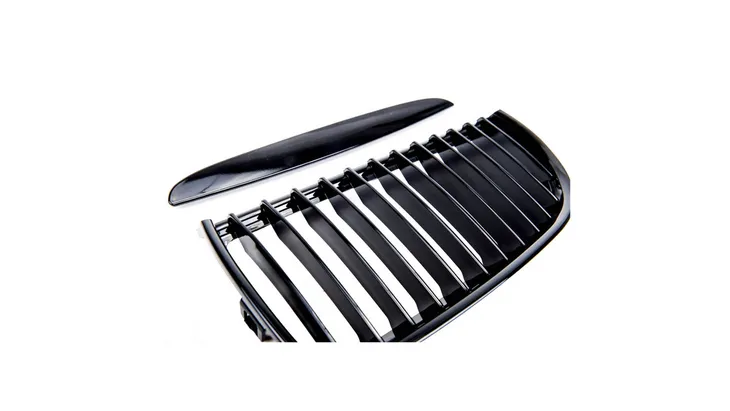 grill-bmw-3-e90-e91-pojedyncze-zeberka-gloss-black-producent-czesci-mtuning