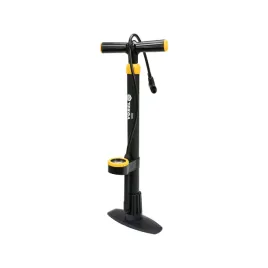 pompka-slupkowa-z-manometrem-do-11-bar-dlugosc-weza-60-cm-pvc-vorel