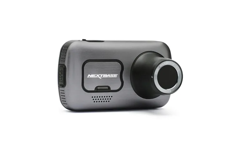 wideorejestrator-samochodowy-nextbase-622gw-stan-nowy-rozdzielczosc-4k-uhd-3840-x-2160