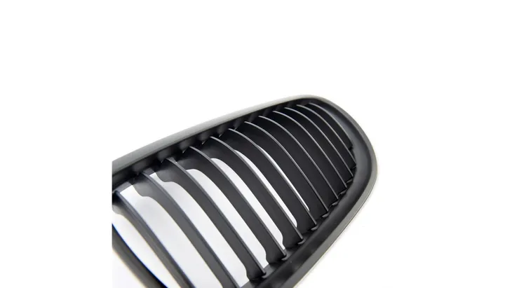 grill-bmw-3-e90-e91-facelift-pojedyncze-zeberka-matt-black-stan-nowy-producent-czesci-mtuning