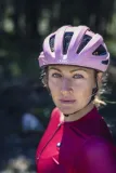 kask-rowerowy-abus-macator-shiny-rose-s-typ-kasku-szosowy