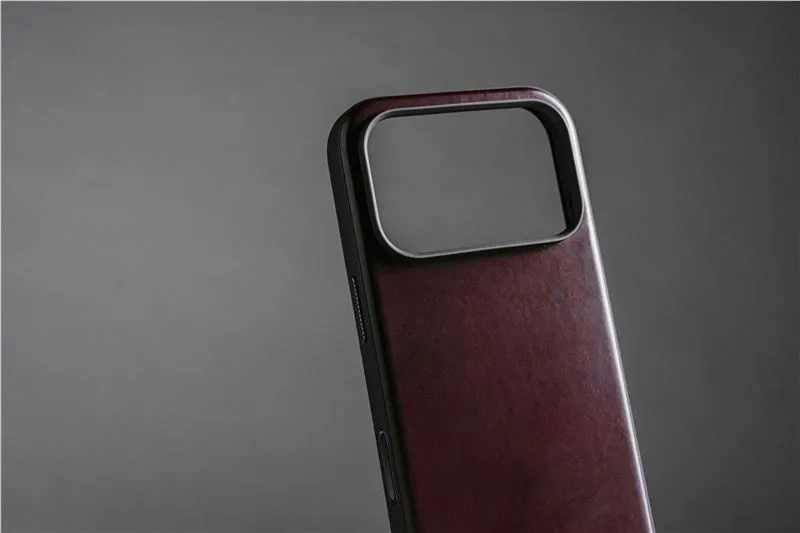 nomad-modern-leather-case-burgundy-horween-iphone-17-pro-max