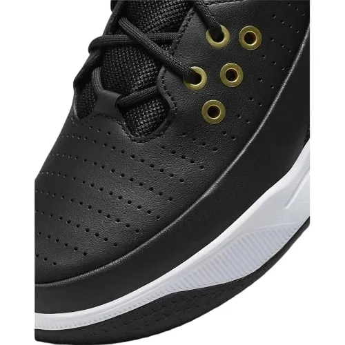 nike-jordan-max-aura-5