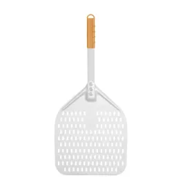 lopata-do-pizzy-z-perforacja-i-krotka-raczka-kwadratowa-hendi-300x660mm