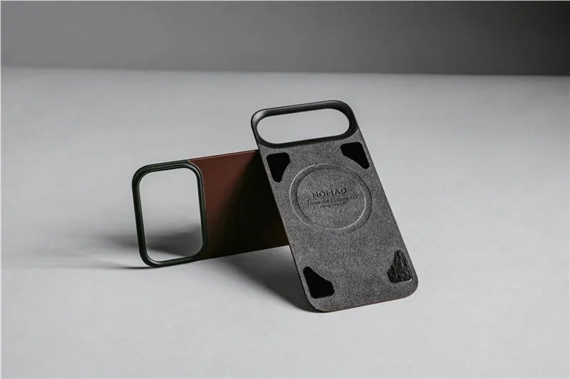 nomad-magnetic-leather-back-rustic-brown-horween-magsafe-iphone-17-pr