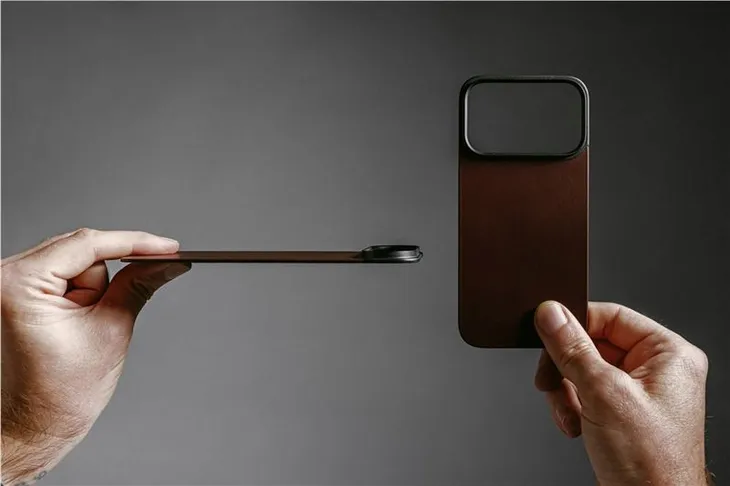 nomad-magnetic-leather-back-rustic-brown-horween-magsafe-iphone-17-pr-stan-nowy-kolor-brazowy