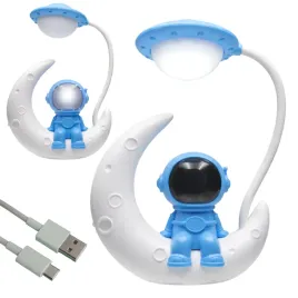 lampka-nocna-astronauta-led-dla-dzieci-do-pokoju-na-biurko-usb