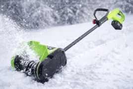 lopata-do-sniegu-odsniezarka-akumulatorowa