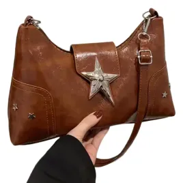 damska-torebka-z-ekoskory-na-ramie-z-gwiazda-vintage-brazowa