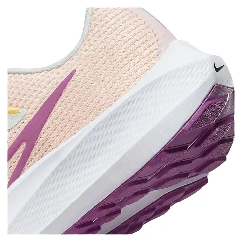 w-nike-air-zoom-pegasus-40