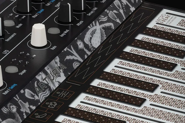 arturia-microfreak-syntezator-hybrydowy