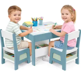 zestaw-dzieciecy-stolik-z-dwoma-krzeslami-z-schowkiem-i-tablica-bdmu-kids