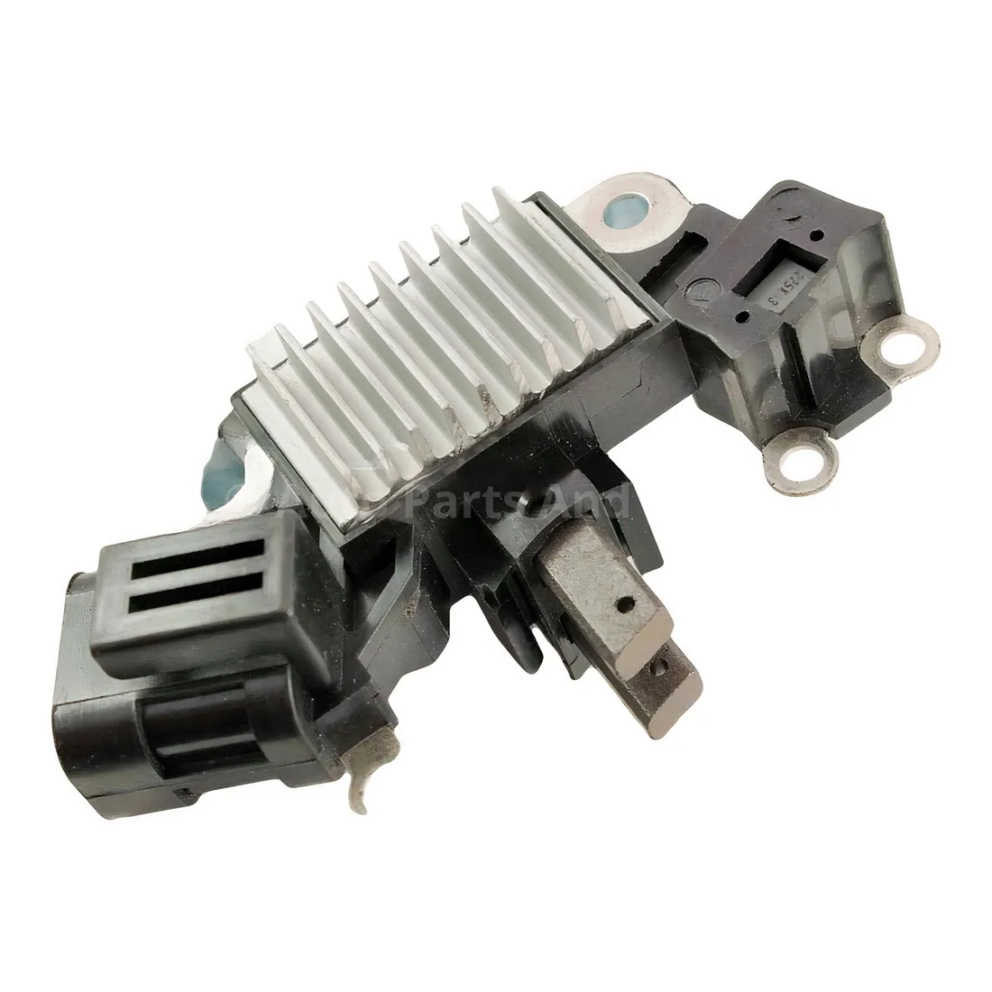 regulator-napiecia-typu-hitachi