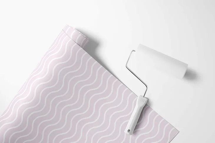 tapeta-na-sciane-dzieciece-biale-paski-rozowe-tlo-do-pokoju-dziecka-kod-producenta-gp-tapeta-6-vsc-4x25-0064