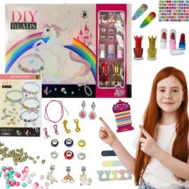 zestaw-do-robienia-bizuterii-bransoletek-diy-koraliki-charms-makeup-lakiery
