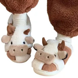 cieple-pluszowe-kapcie-bialo-brazowa-krowka-38-39