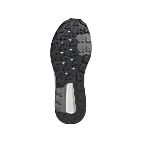 adidas-terrex-trailmaker-gtx-wzor-dominujacy-logo