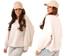 bezowa-bluza-damska-wiskozowe-oversize-z-napisem
