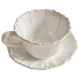 elegancka-ceramiczna-filizanka-ze-spodkiem-podstawka-biala-280ml