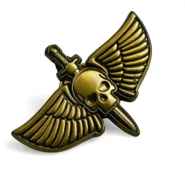 adeptus-astartes-or-6-cm-or-metal-or-przypinka-or-warhammer-40k