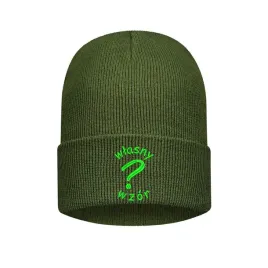 czapka-zimowa-wywijana-z-haftem-wlasnego-wzoru-logo-haft-personalizowana