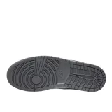 nike-air-jordan-1-low-zapiecie-sznurowane