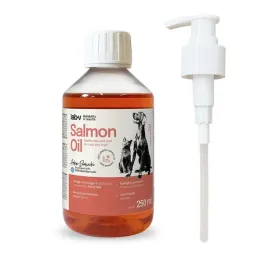 lab-v-olej-z-lososia-100percent-dla-psa-i-kota-250-ml-pompka
