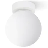 lampa-sufitowa-bialy-plafon-szklana-kula-pojedyncza-do-lazienki-kuchni