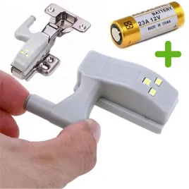 lampka-do-szafki-szafy-drzwiczki-3-led-z-bateria