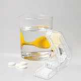 przecinarka-do-tabletek-lekow-gilotyna-przecinak-kolor-dominujacy-bezbarwny