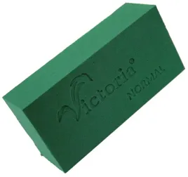 gabka-florystyczna-mokra-pianka-cegla-kwiaty-zywe