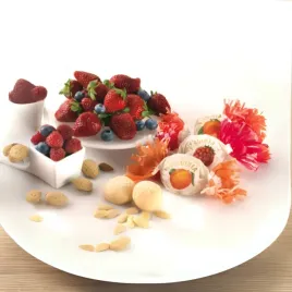 wloskie-amaretti-owocowe-na-bazie-migdalow-i-pestek-moreli-bezglutenowe