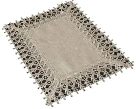 serwetka-z-gipiura-30x45-na-stol-prostokatna-bezowa