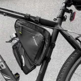 torba-rowerowa-pod-rame-1-5l-czarna-liczba-komor-1
