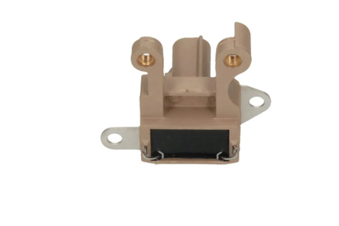 regulator-alternatora-f032-234727-hc-cargo-stan-nowy