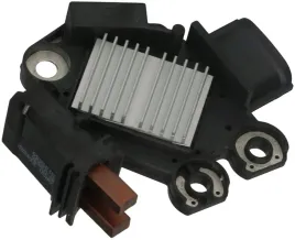 regulator-napiecia-f032-334222-hc-cargo