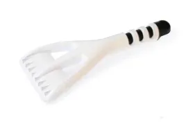 skrobaczka-do-szyb-sniegu-lodu-is2-premium-abs-amio-01462