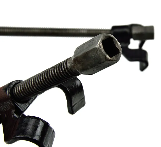 sciagacze-do-sprezyn-260-mm-2-sztuki-stan-nowy-kod-producenta-m80450